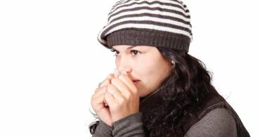 Come prevenire le mani screpolate